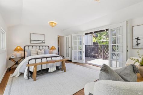 1407 Casa Buena Drive Corte Madera CA 94925