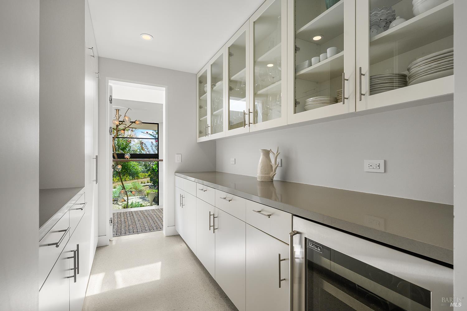 6677-6697 Westside Road Healdsburg CA 95448
