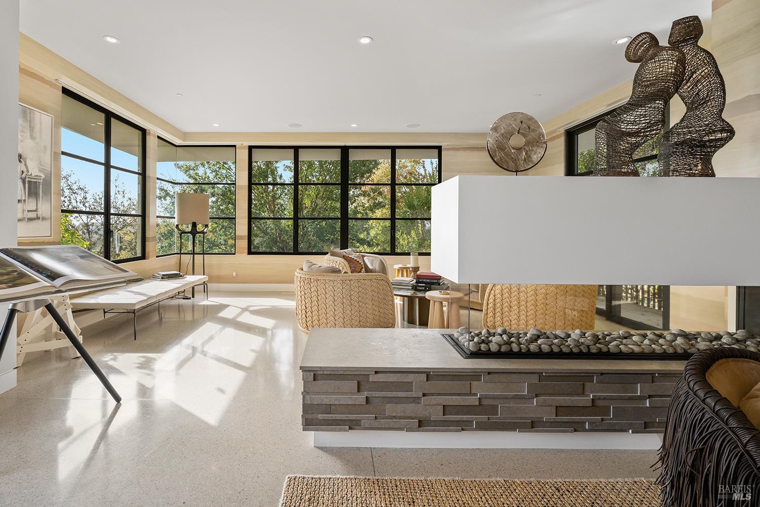 6677-6697 Westside Road Healdsburg CA 95448