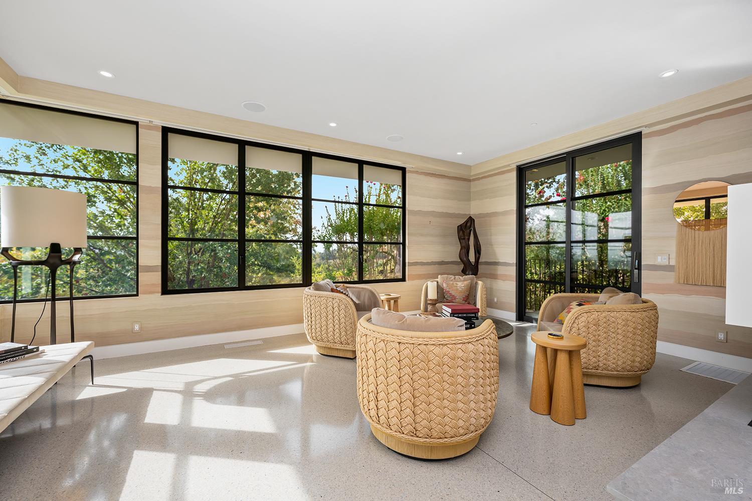 6677-6697 Westside Road Healdsburg CA 95448