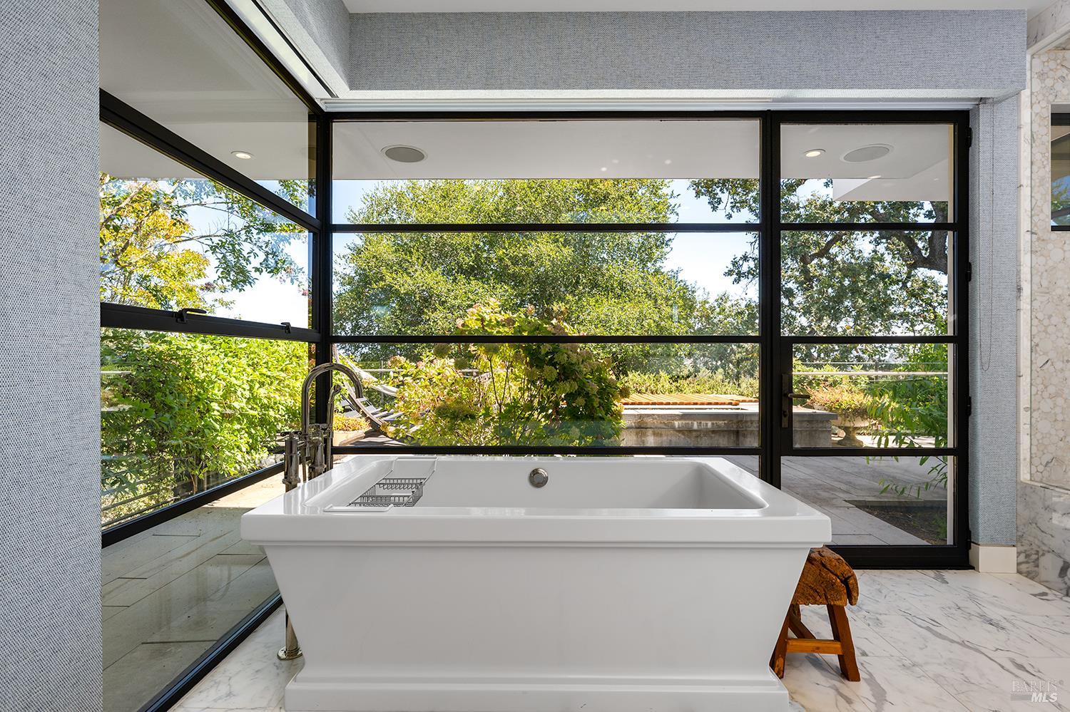 6677-6697 Westside Road Healdsburg CA 95448