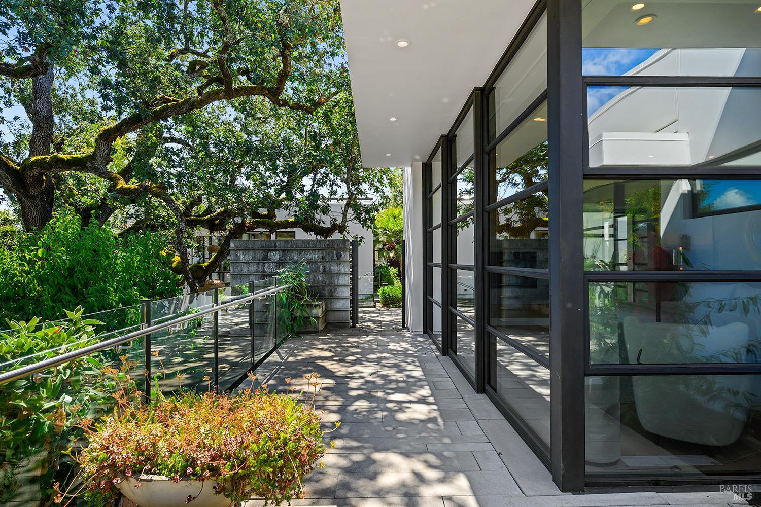 6677-6697 Westside Road Healdsburg CA 95448