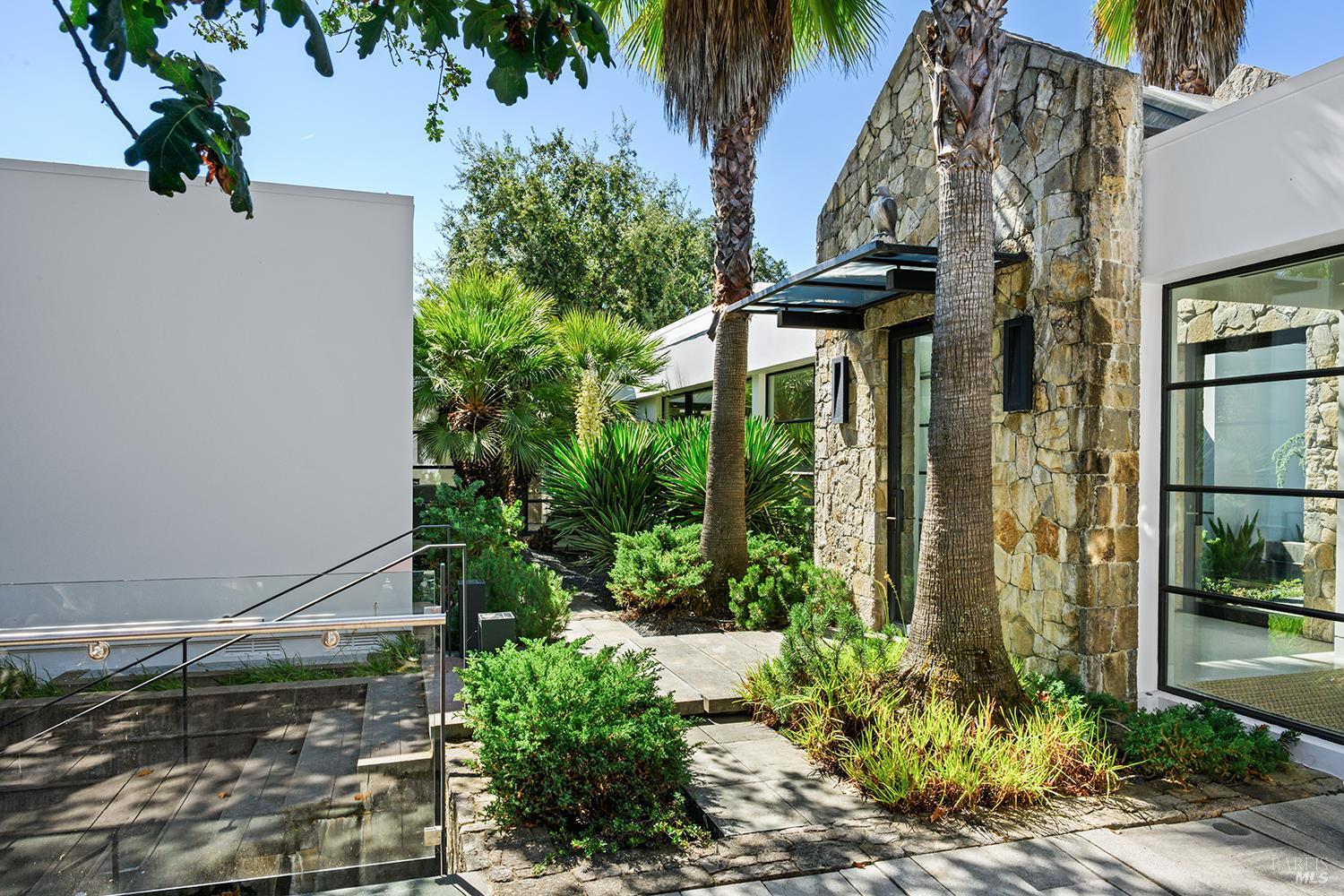 6677-6697 Westside Road Healdsburg CA 95448