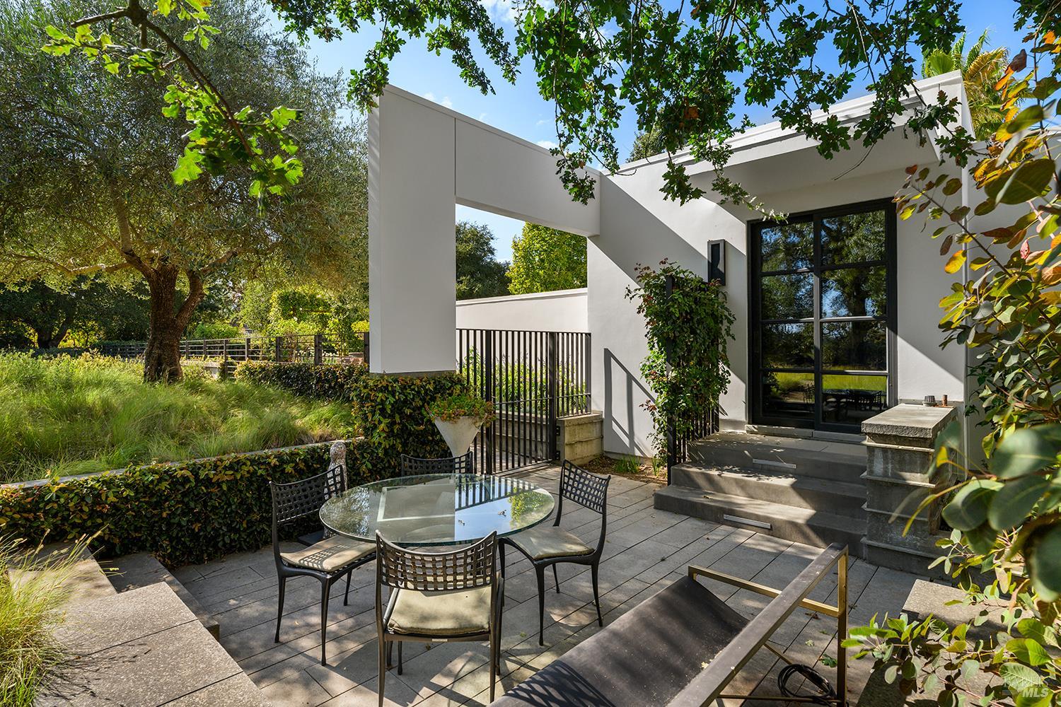 6677-6697 Westside Road Healdsburg CA 95448
