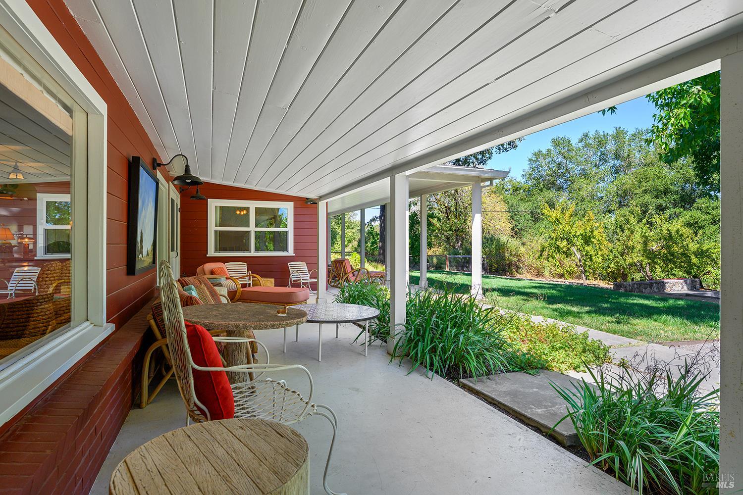 6677-6697 Westside Road Healdsburg CA 95448