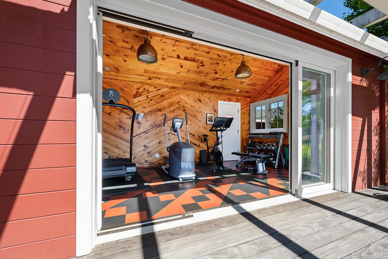 6677-6697 Westside Road Healdsburg CA 95448