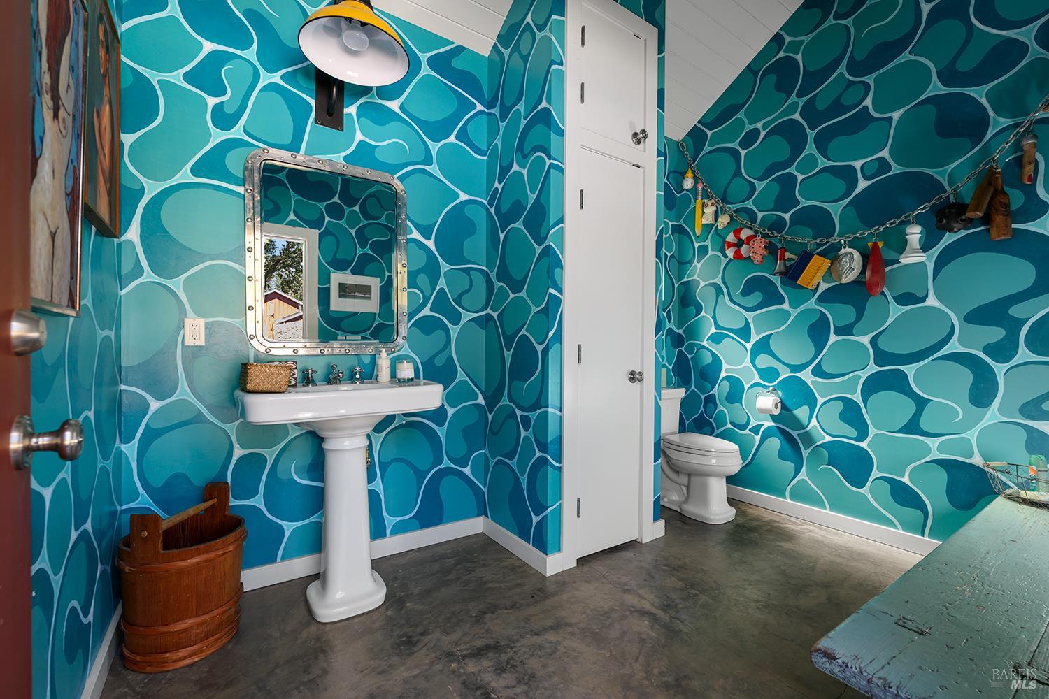 6677-6697 Westside Road Healdsburg CA 95448