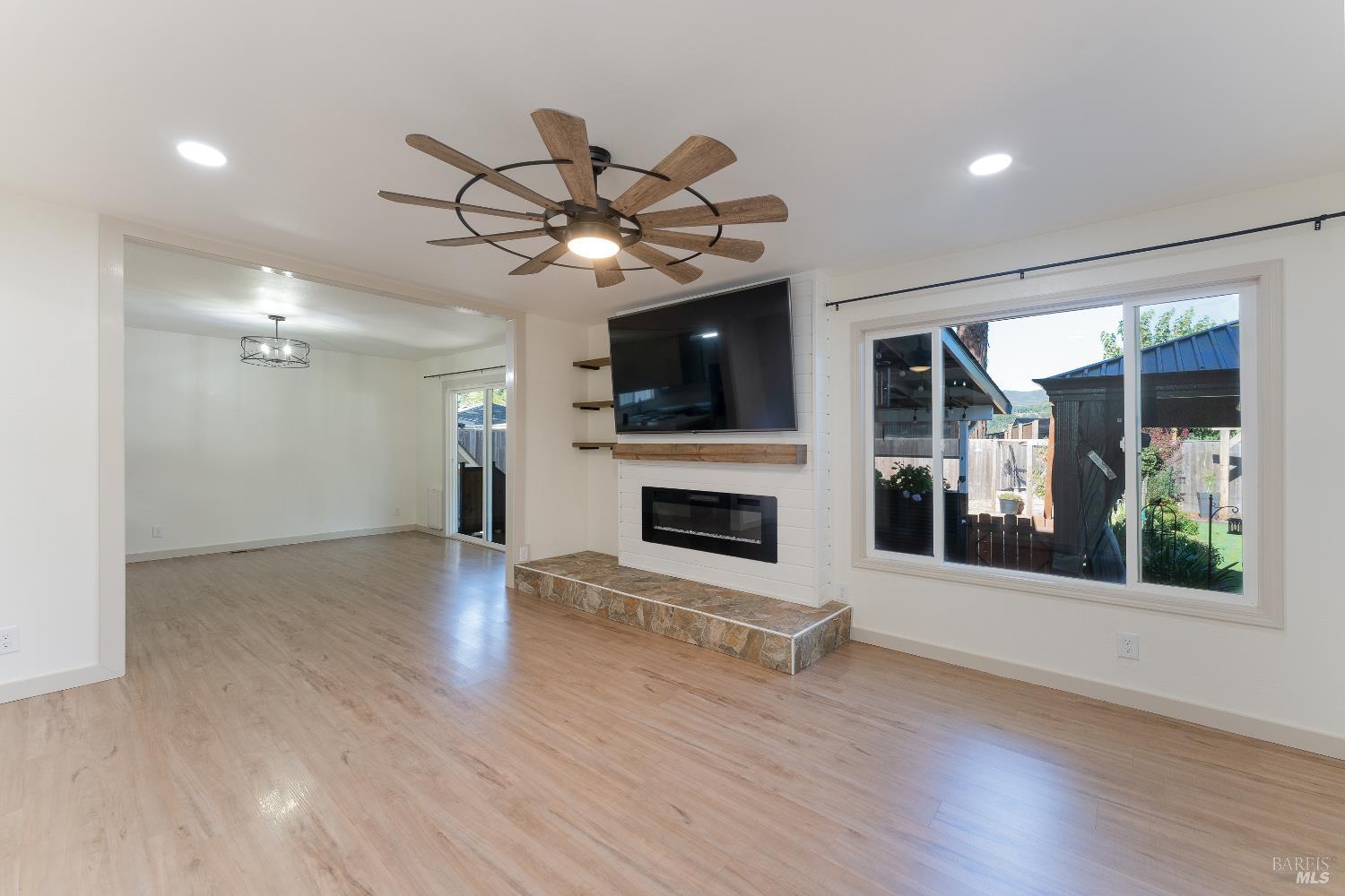 235 Pomo Drive Ukiah CA 95482