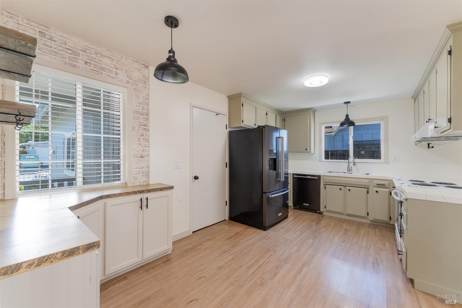 235 Pomo Drive Ukiah CA 95482