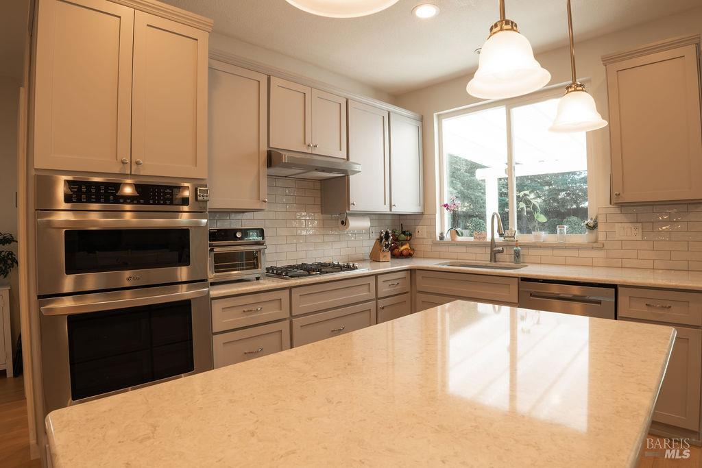 918 Shadow Tree Court Vacaville CA 95687