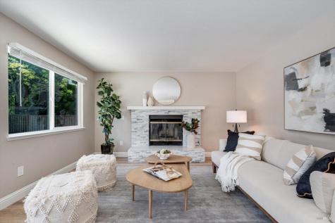 9663 Lakewood Drive Windsor CA 95492