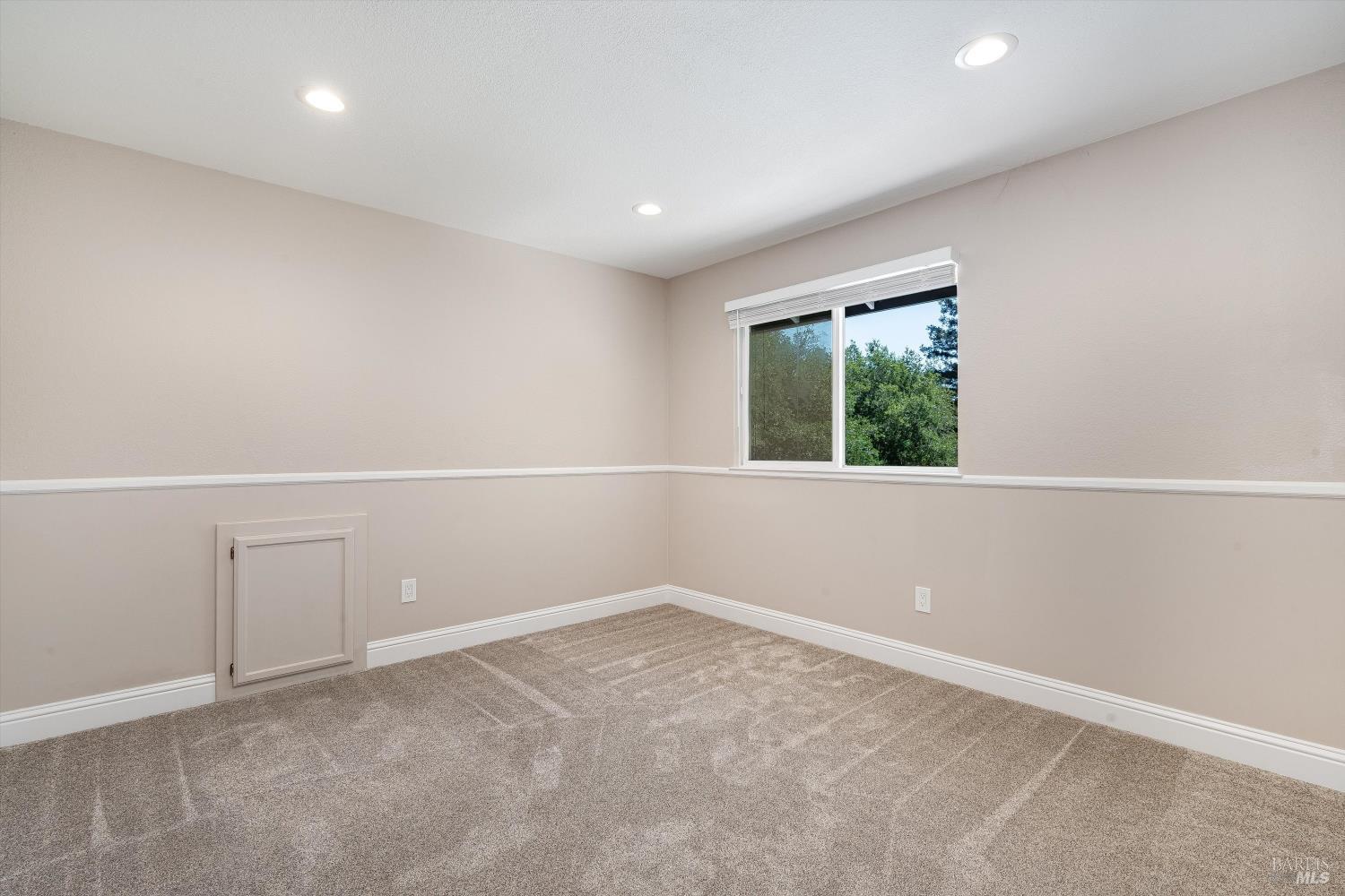 9663 Lakewood Drive Windsor CA 95492