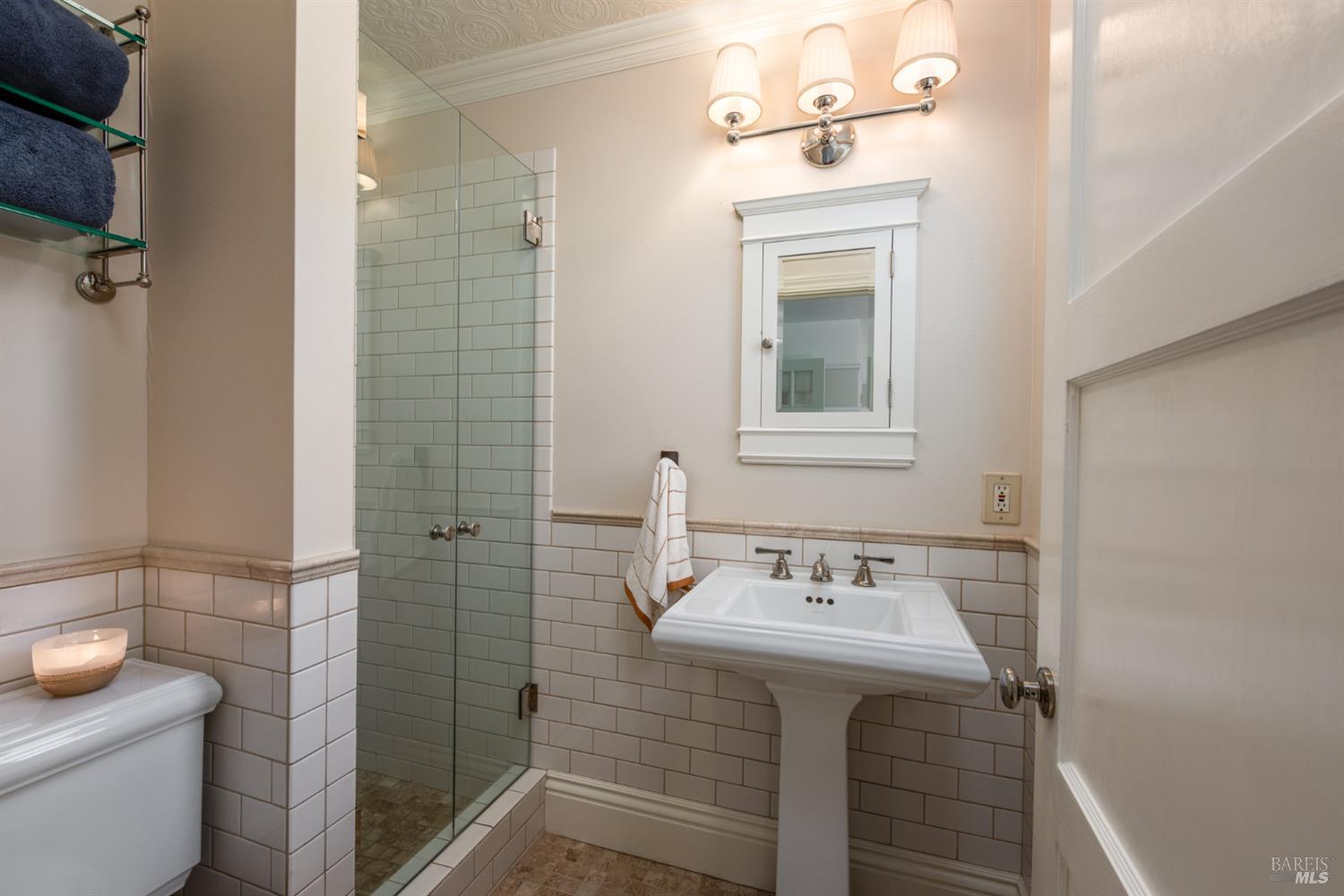 556 Alderbrook Drive Santa Rosa CA 95405