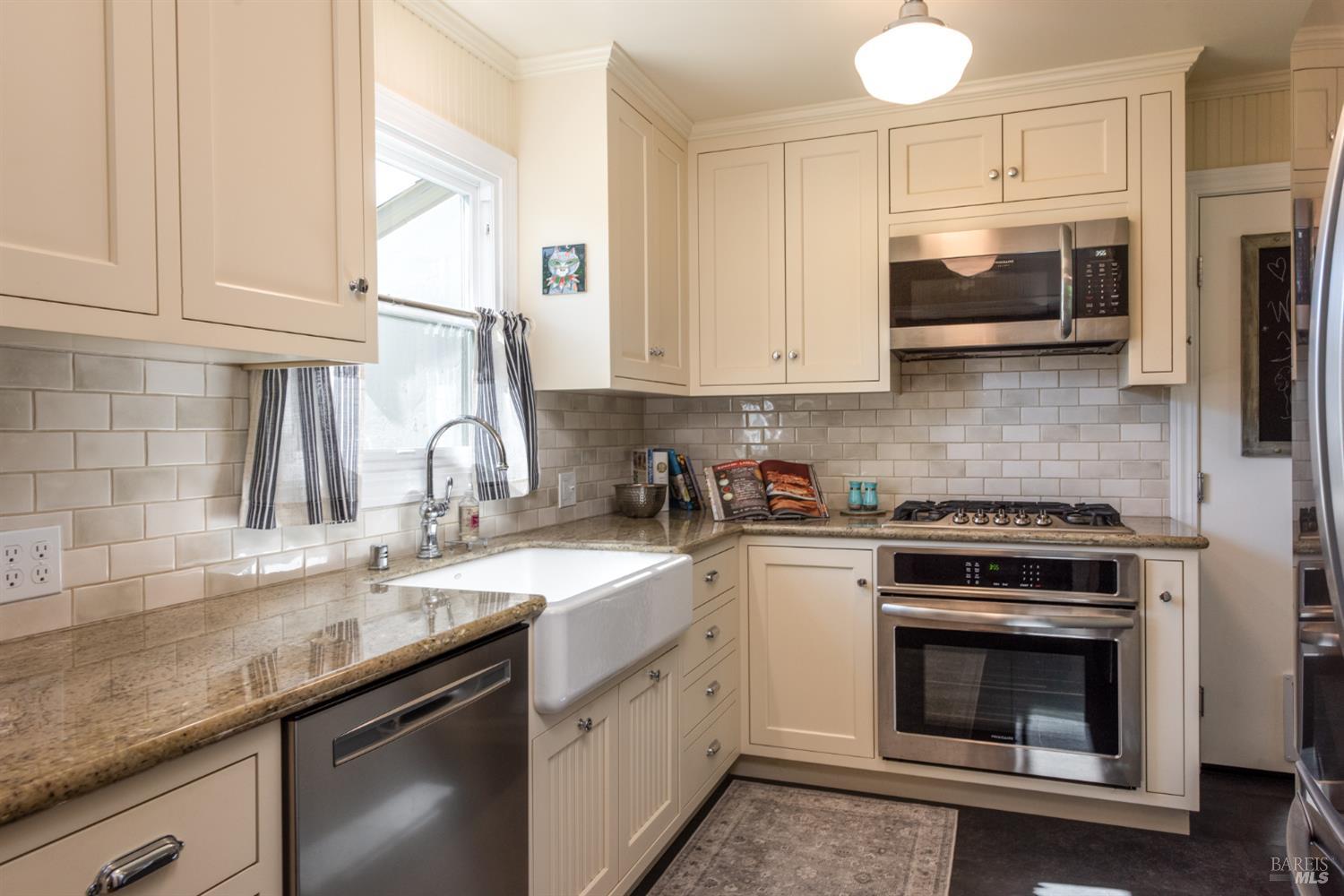 556 Alderbrook Drive Santa Rosa CA 95405