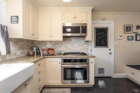 556 Alderbrook Drive Santa Rosa CA 95405