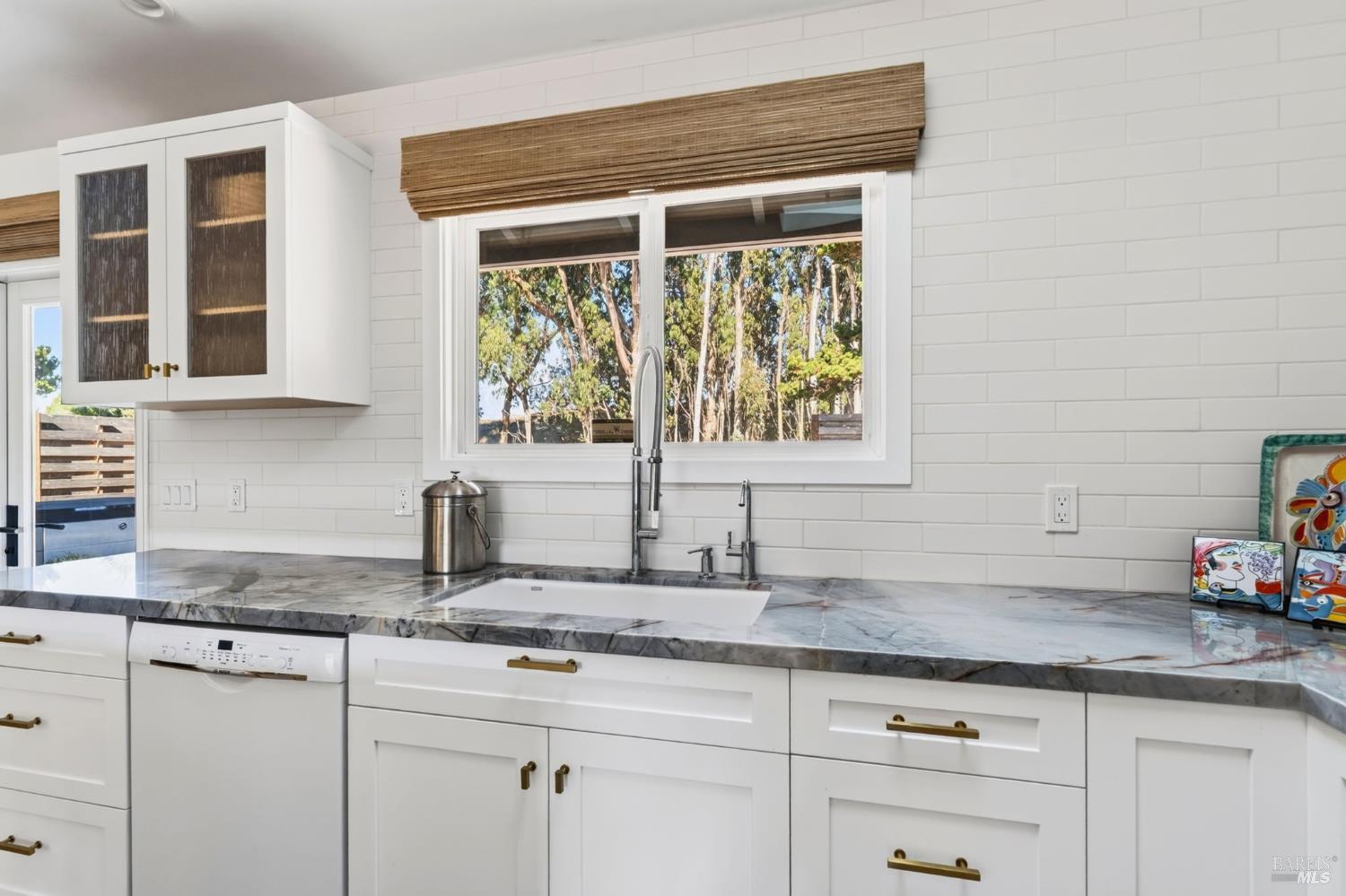 25121 Ward Avenue Fort Bragg CA 95437