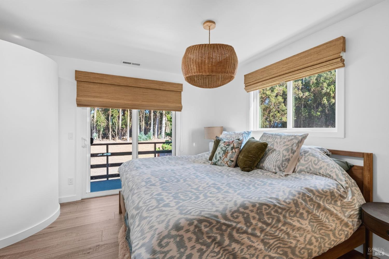 25121 Ward Avenue Fort Bragg CA 95437
