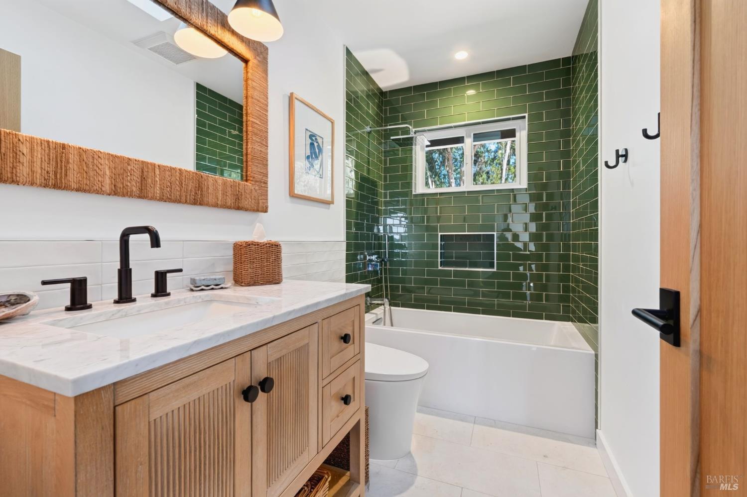 25121 Ward Avenue Fort Bragg CA 95437