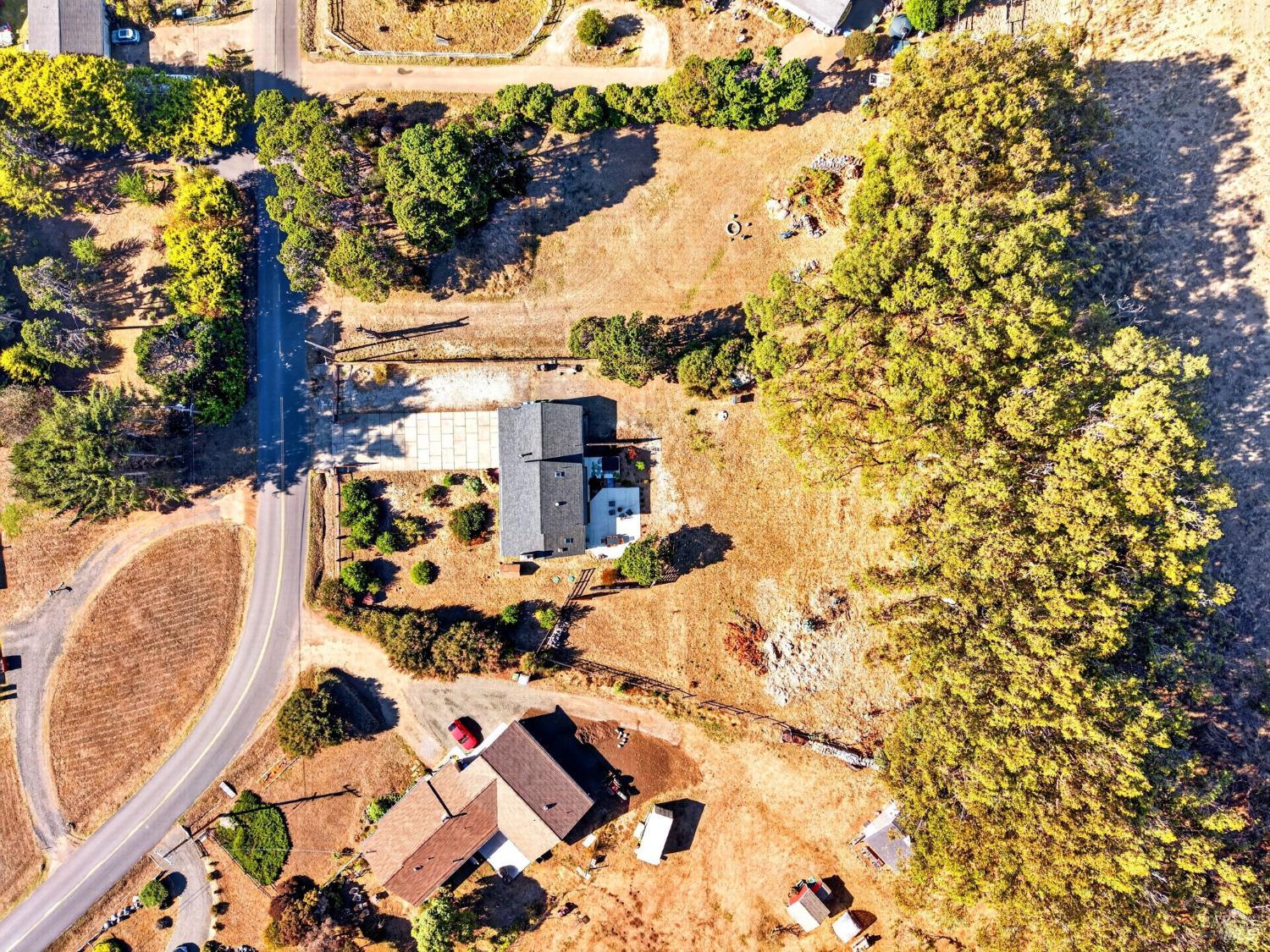 25121 Ward Avenue Fort Bragg CA 95437