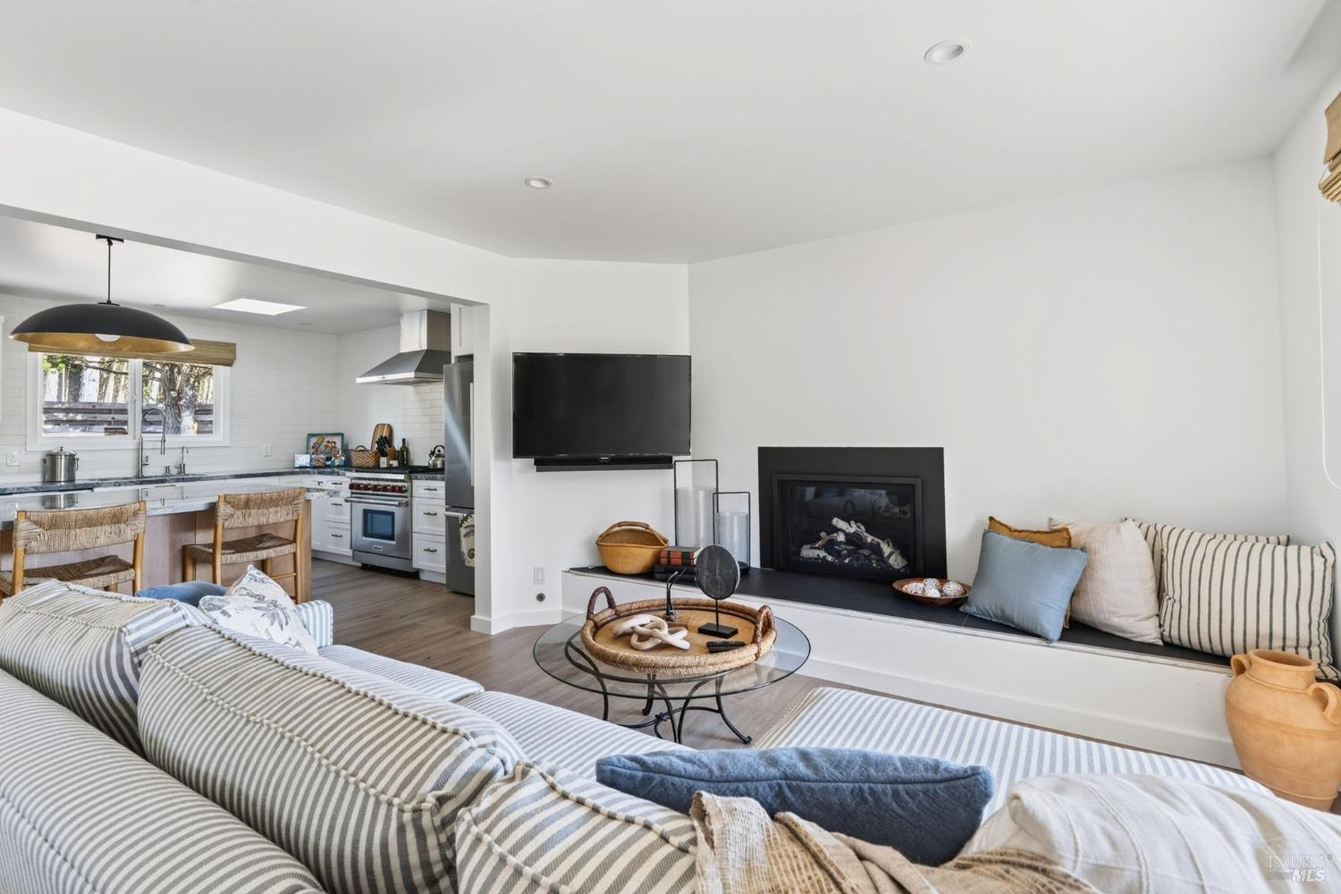 25121 Ward Avenue Fort Bragg CA 95437
