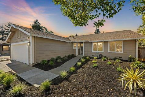 13 Boreal Place Petaluma CA 94954