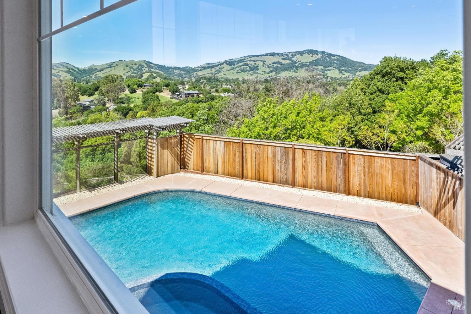 40 Miwok Drive Novato CA 94947