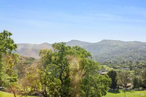 40 Miwok Drive Novato CA 94947