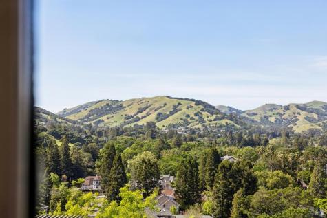 40 Miwok Drive Novato CA 94947