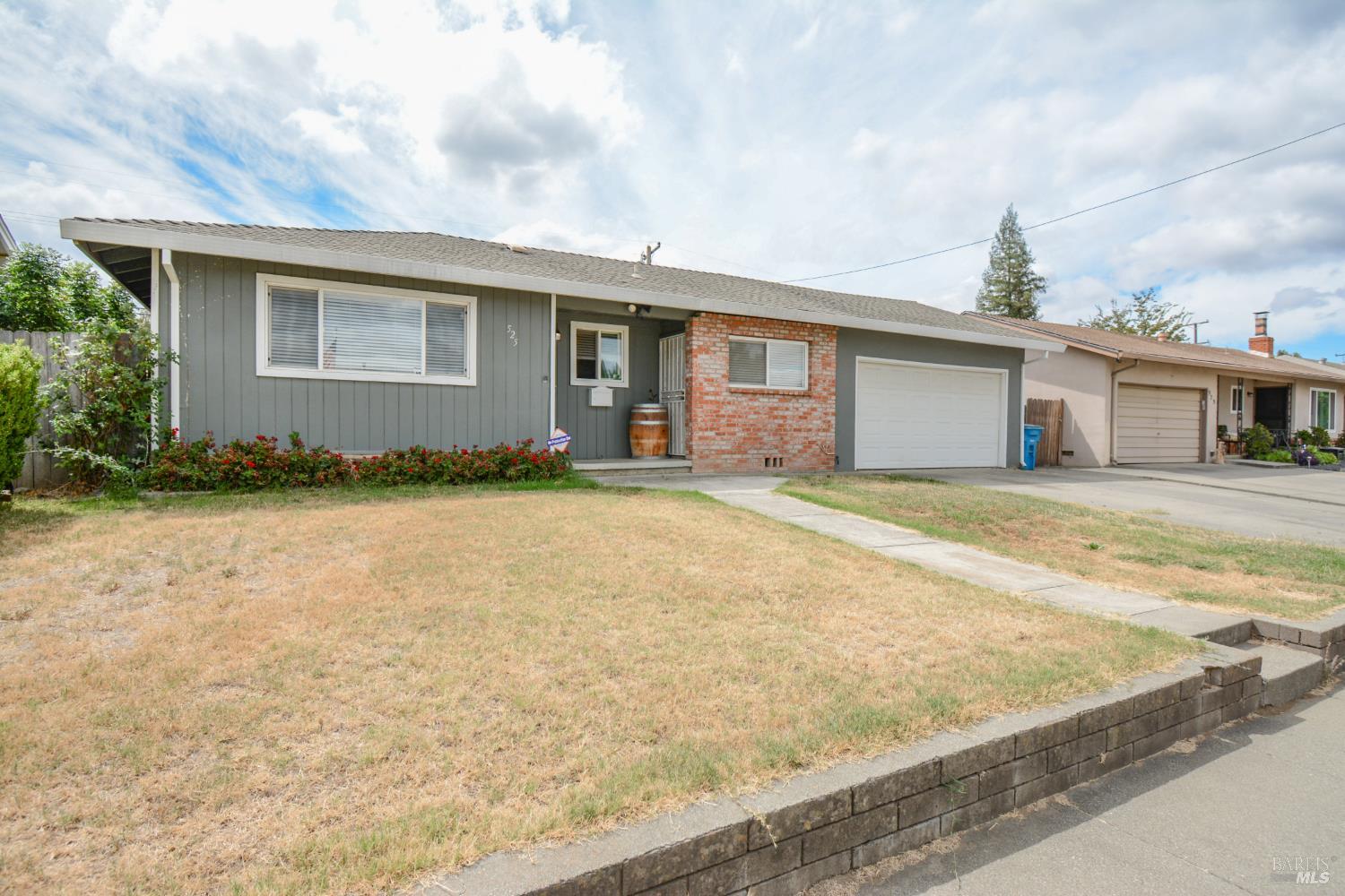 525 Sierra Drive Dixon CA 95620