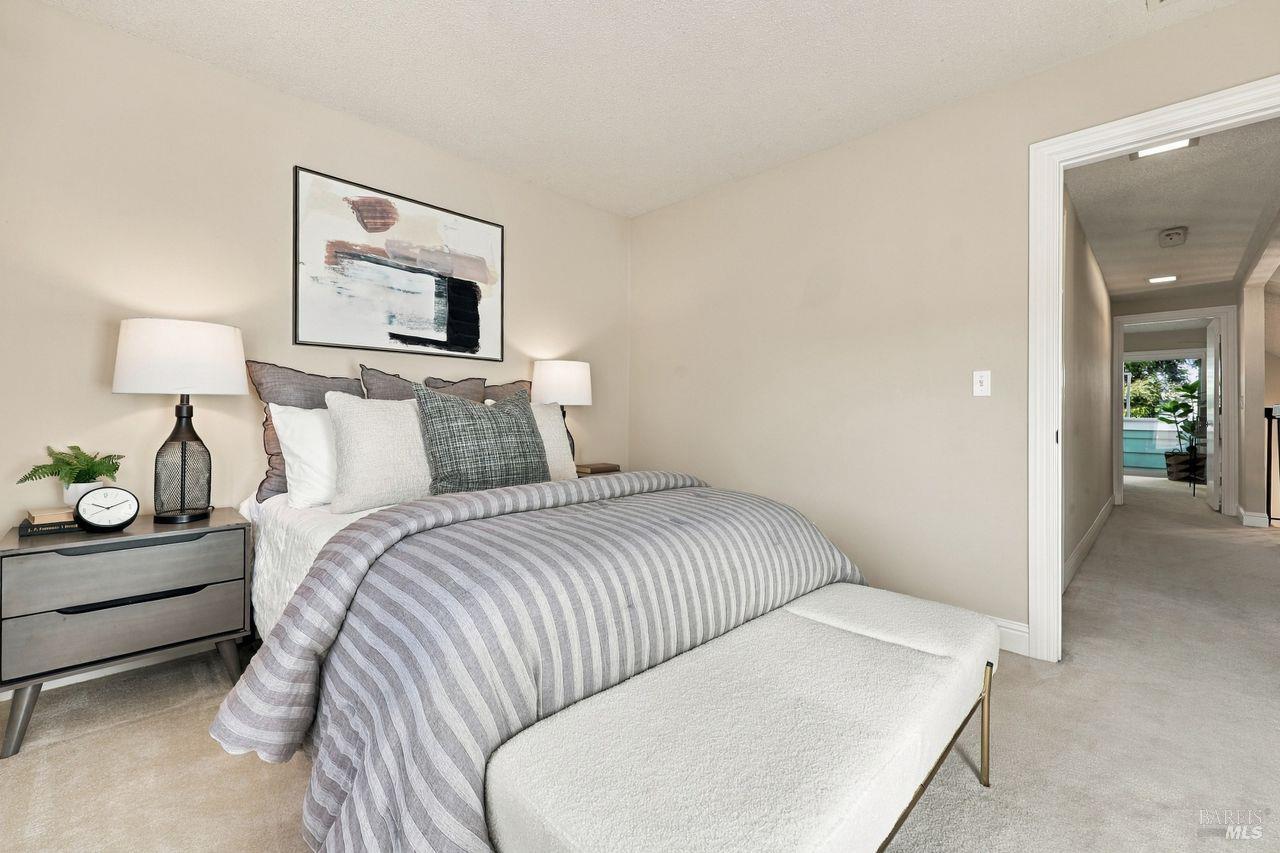 2313 Avenida De Las Brisas Santa Rosa CA 95405