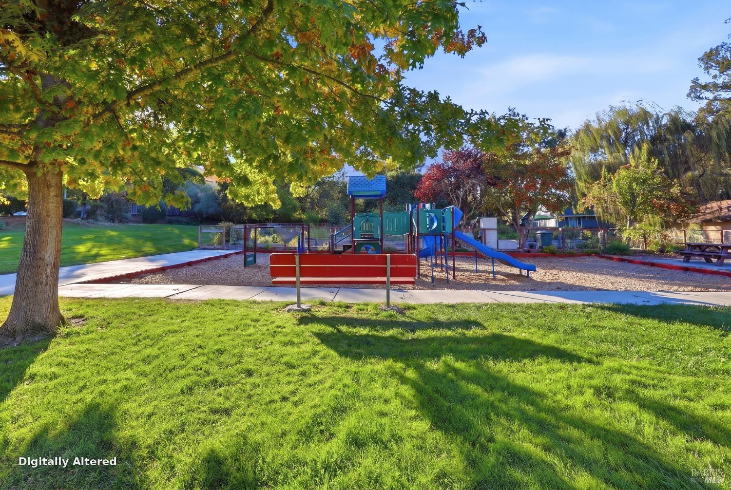 2313 Avenida De Las Brisas Santa Rosa CA 95405
