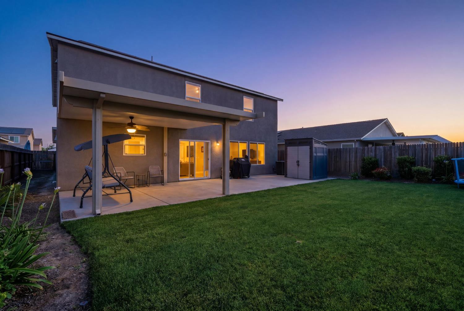 1033 E Loyola Visalia CA 93292