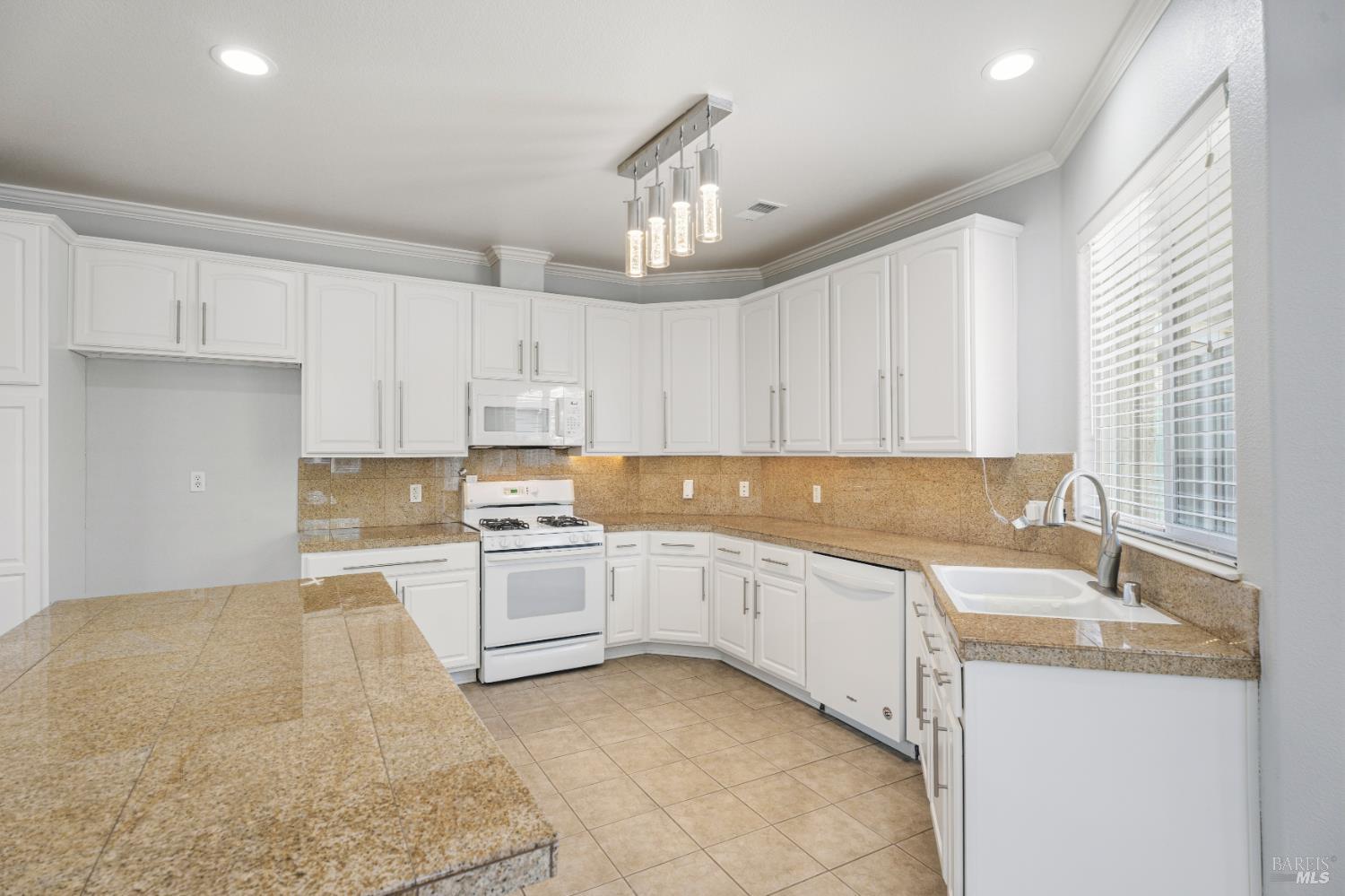 474 Briarwood Drive Ukiah CA 95482