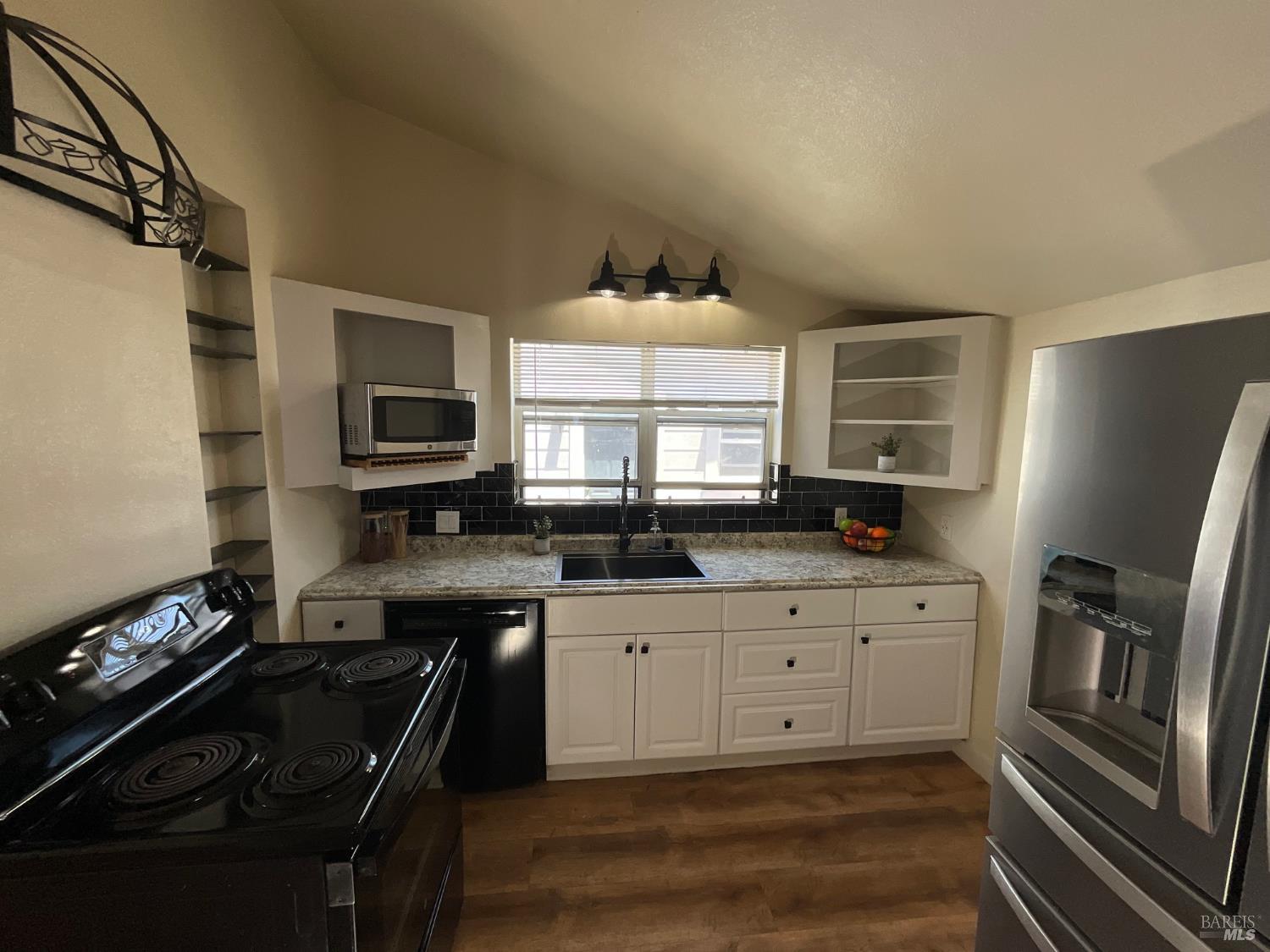 138 W 6th Street Santa Rosa CA 95401