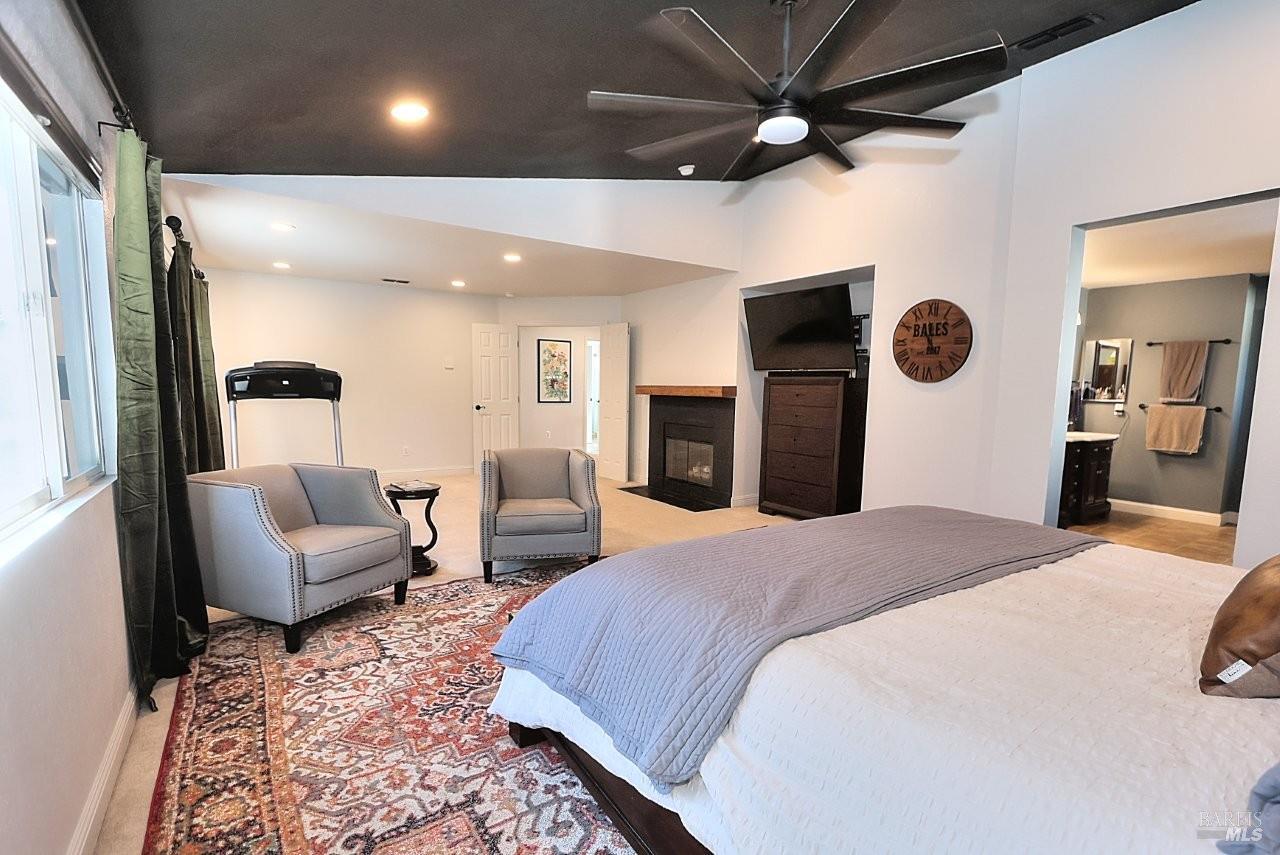 918 Fallsgrove Way Vacaville CA 95687