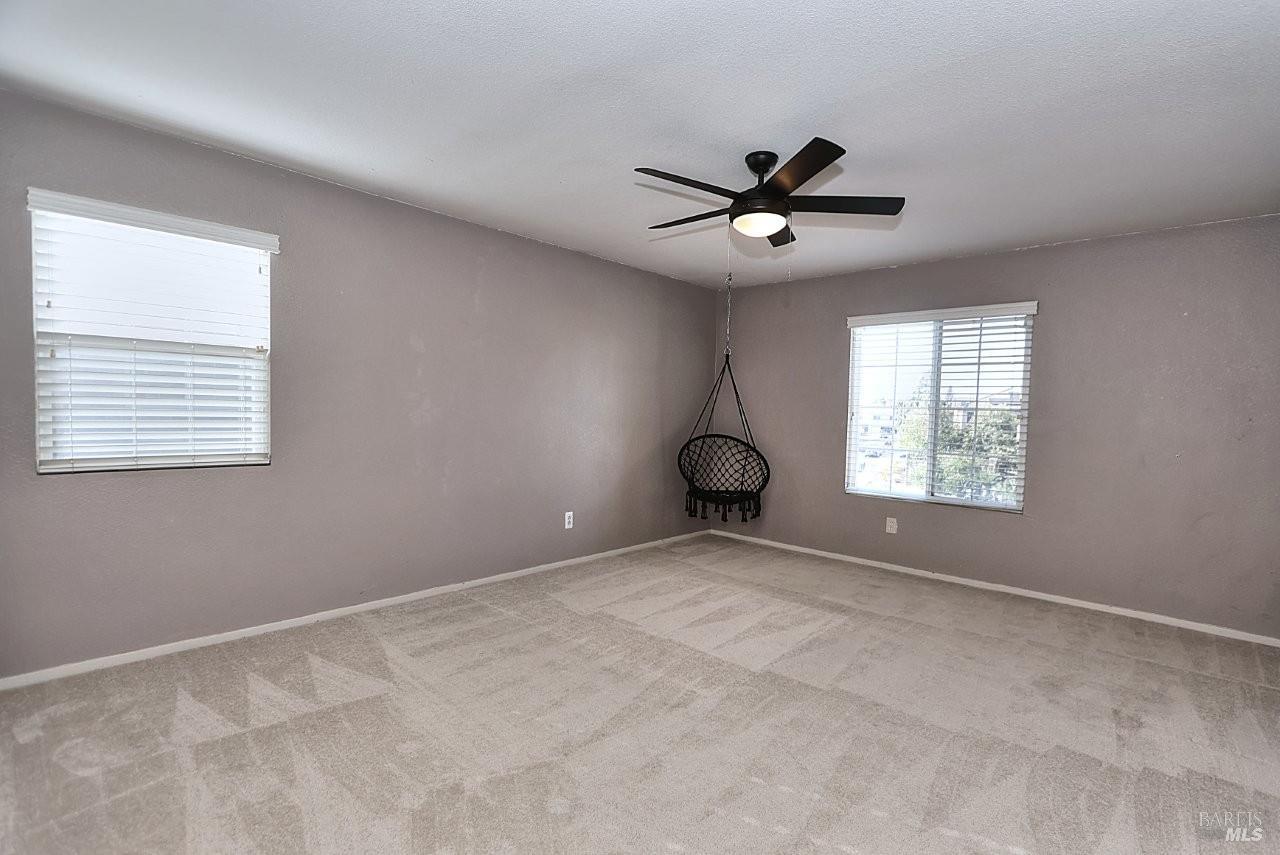 918 Fallsgrove Way Vacaville CA 95687