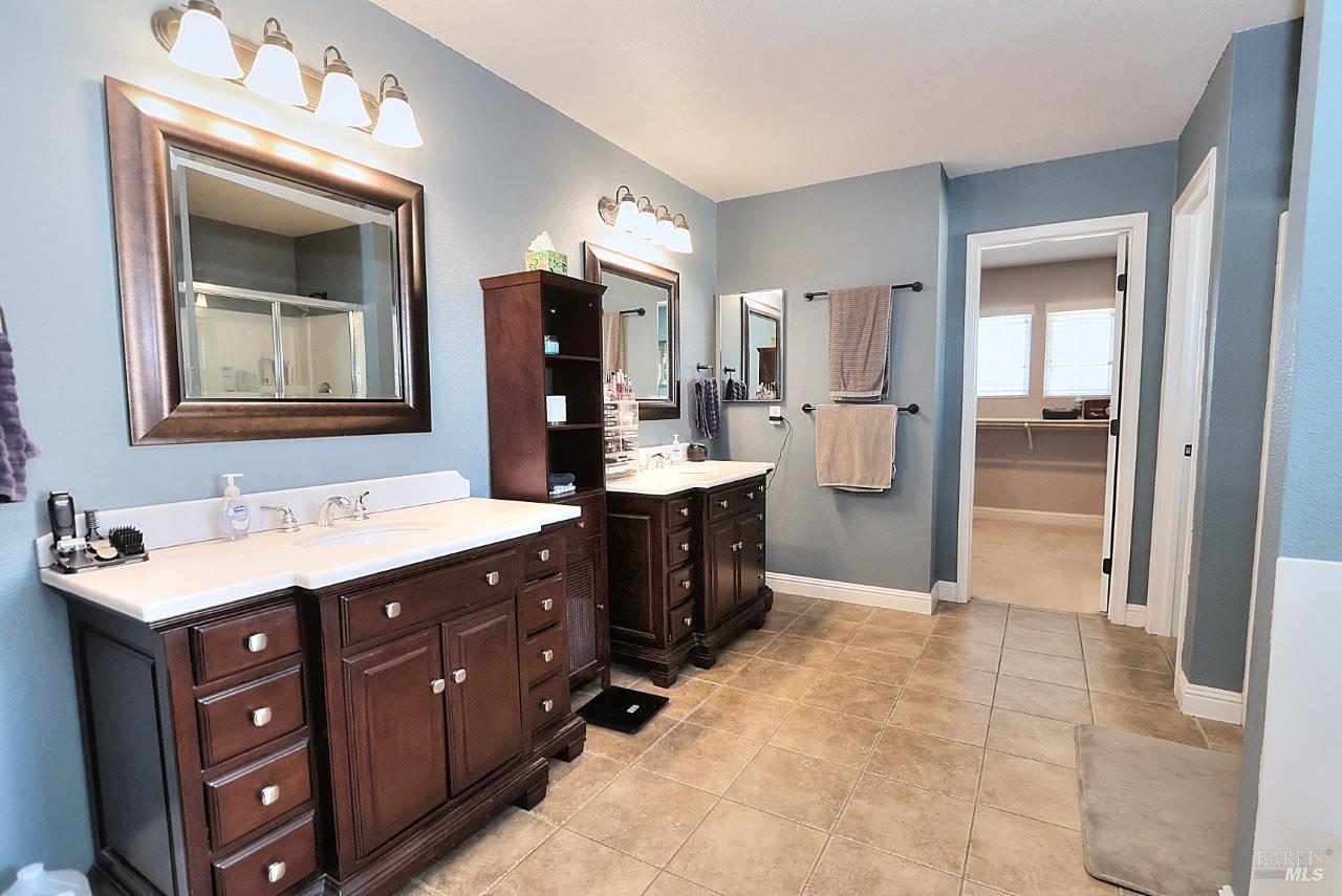 918 Fallsgrove Way Vacaville CA 95687