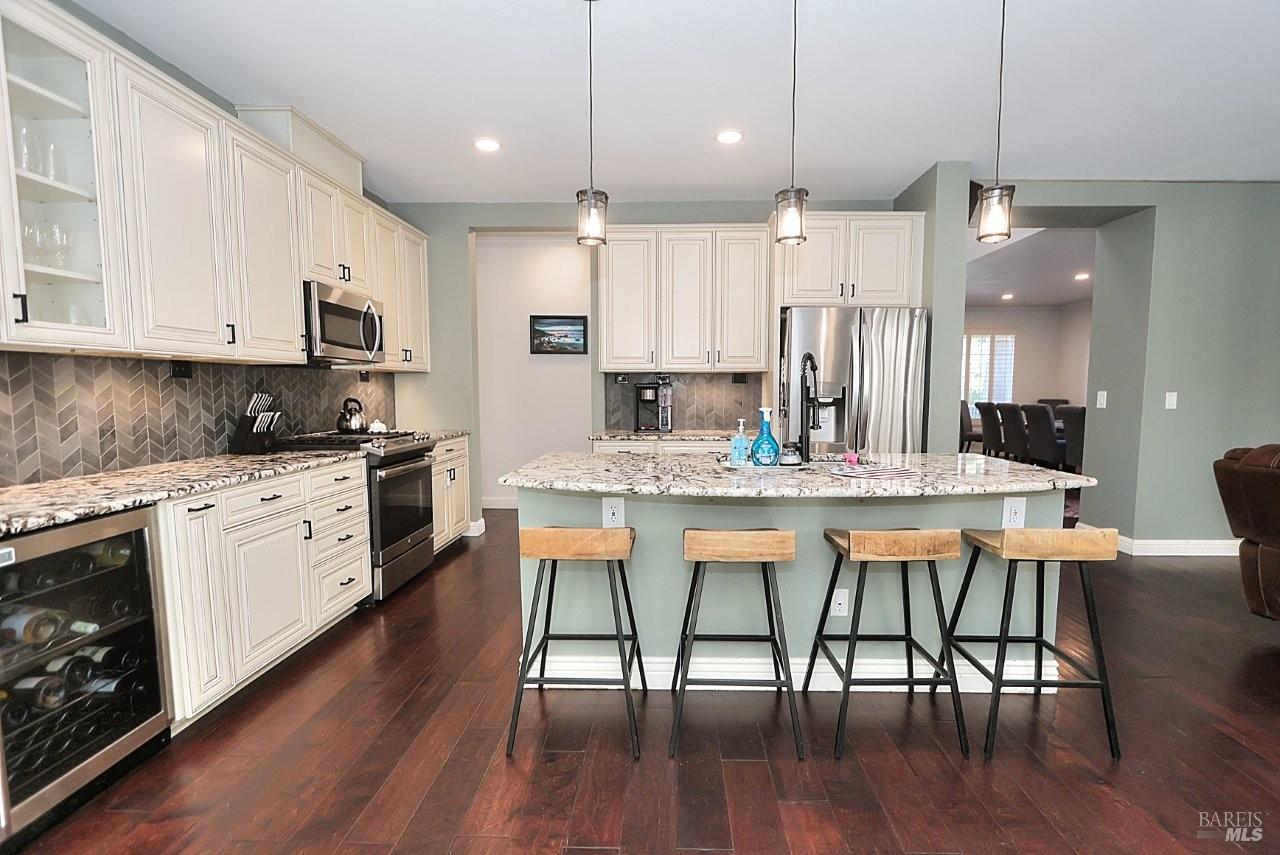 918 Fallsgrove Way Vacaville CA 95687