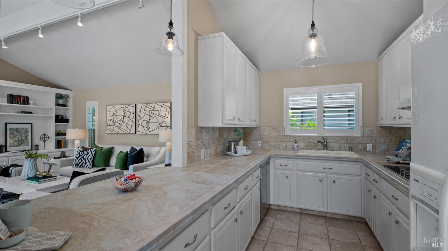 4 Mendocino Lane Novato CA 94947