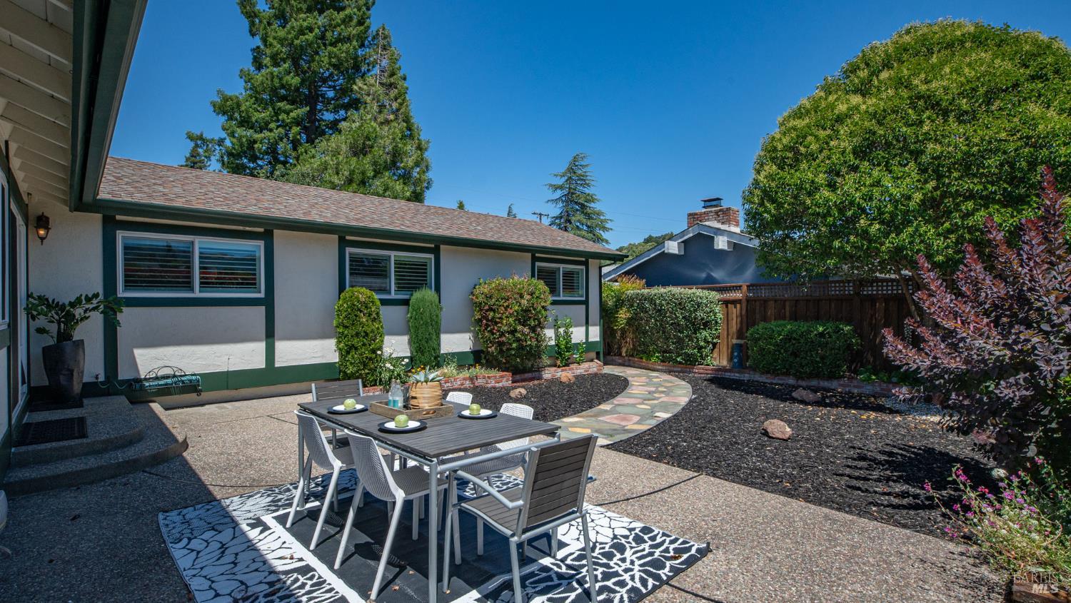 4 Mendocino Lane Novato CA 94947