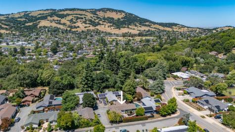 4 Mendocino Lane Novato CA 94947