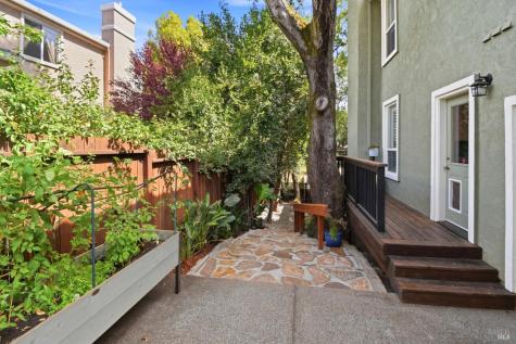 178 Yulupa Circle Santa Rosa CA 95405