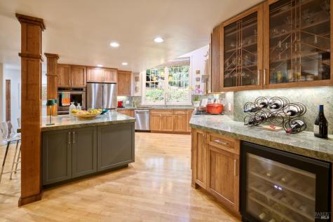 5779 Trailwood Drive Santa Rosa CA 95404