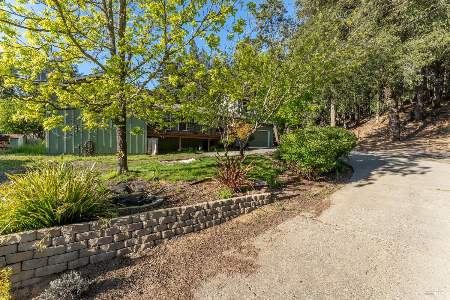 23988 Nutmeg Place Willits CA 95490