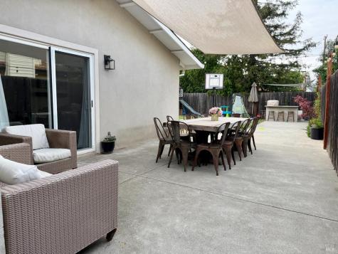 837 Marty Drive Glen Ellen CA 95442