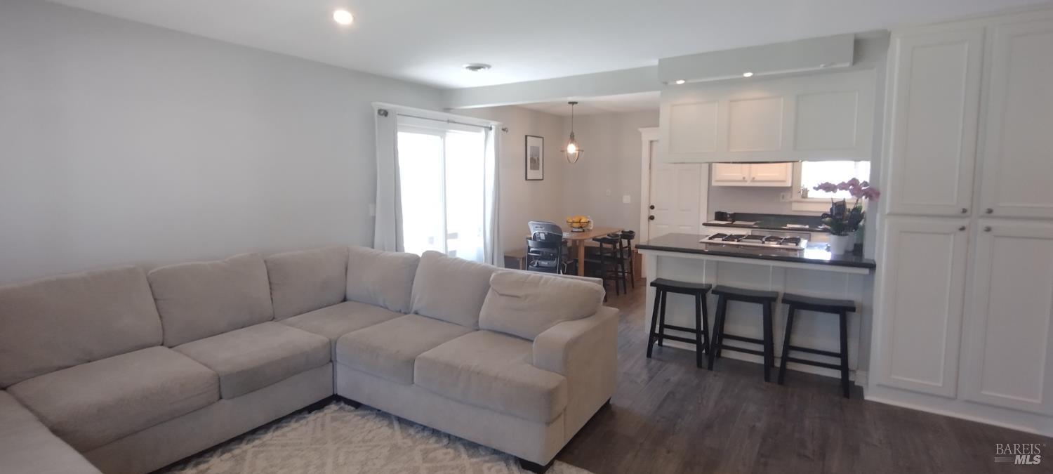 837 Marty Drive Glen Ellen CA 95442
