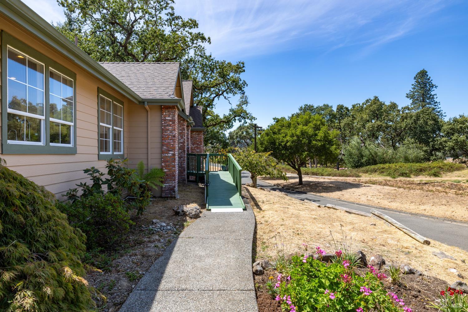 5966 Stone Bridge Road Santa Rosa CA 95409