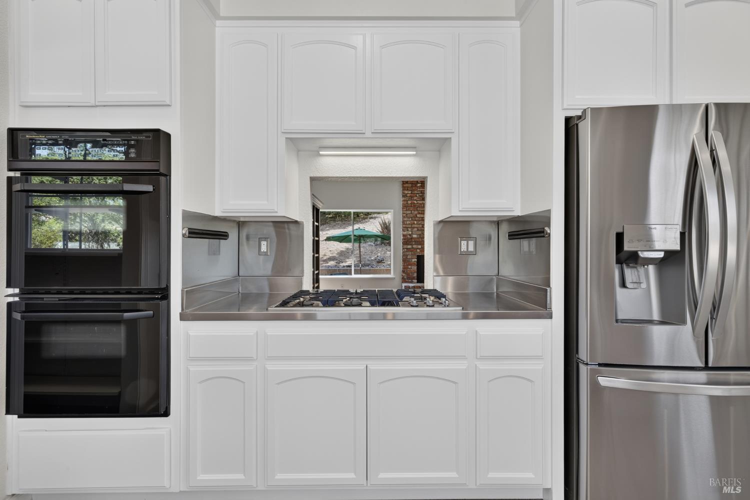 5966 Stone Bridge Road Santa Rosa CA 95409