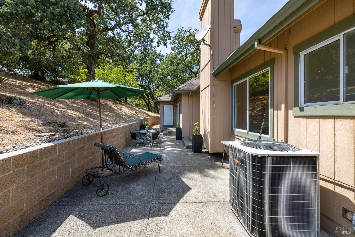 5966 Stone Bridge Road Santa Rosa CA 95409