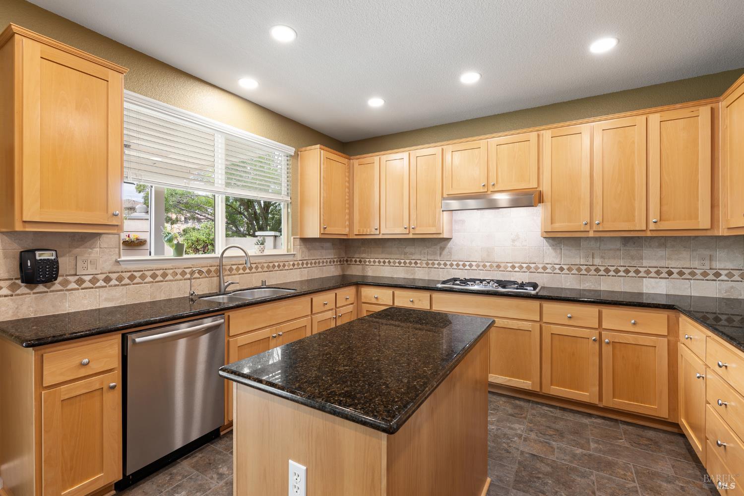 918 Monticello Court Vacaville CA 95688